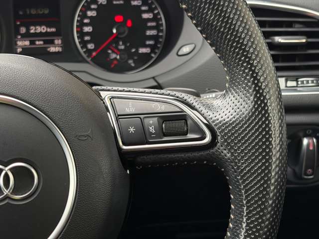 Audi Q3 9