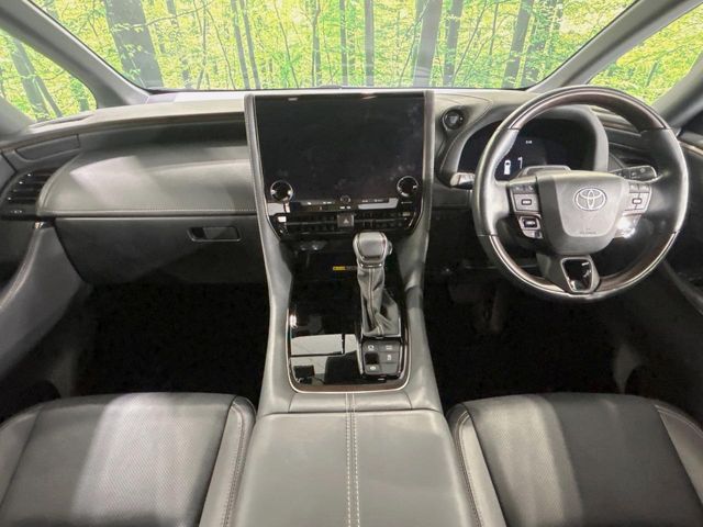Toyota Alphard 3