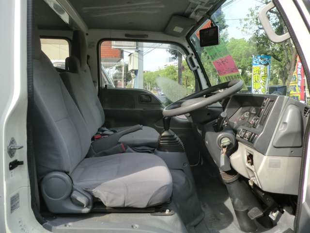 Isuzu Elf 3