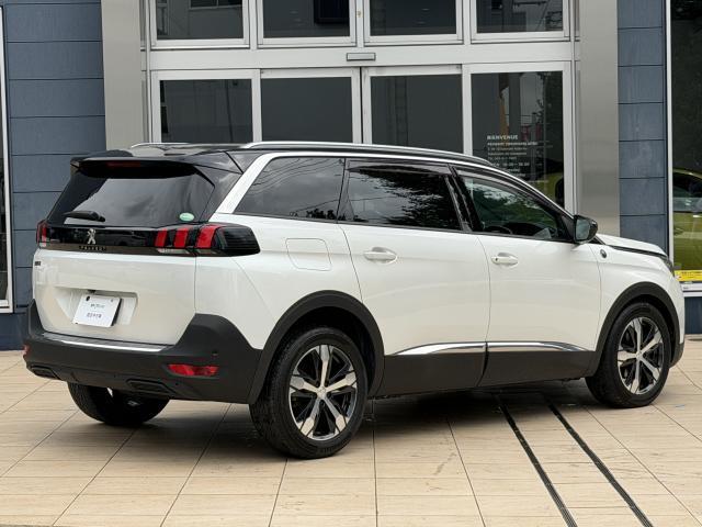 Peugeot 5008 8