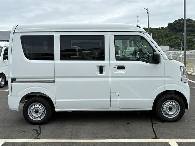 Suzuki Every 9