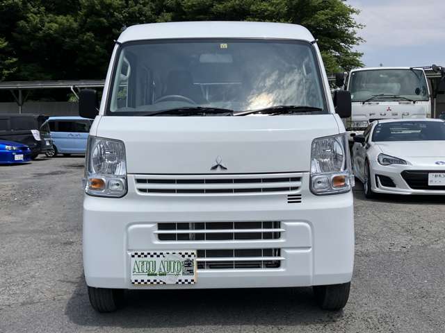 Mitsubishi Minicab Van 4