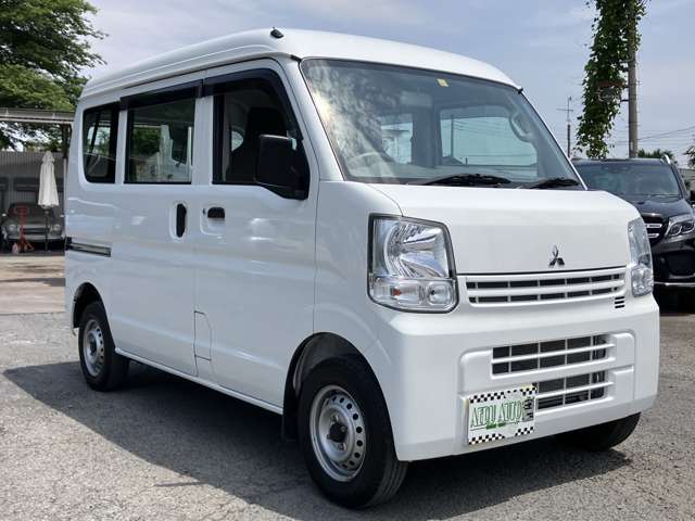 Mitsubishi Minicab Van 7