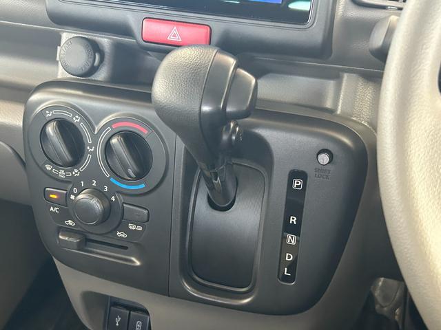 Suzuki Every 12