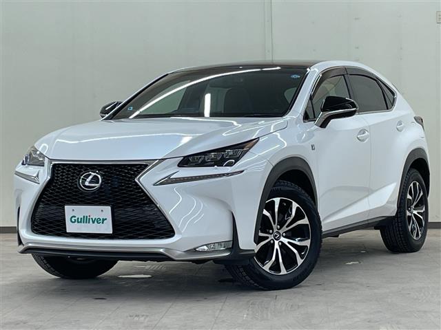 Lexus NX 4