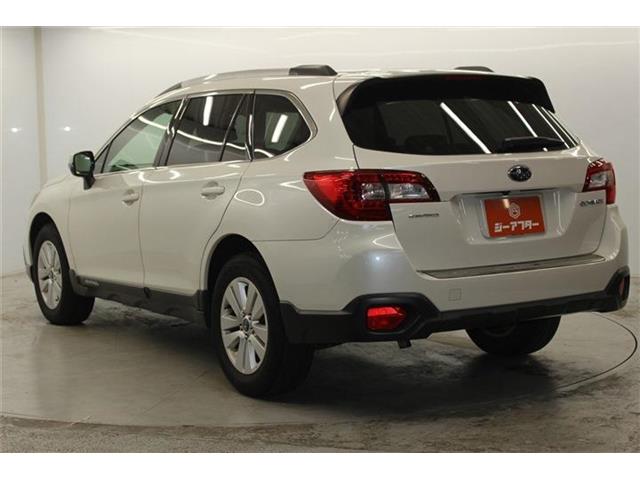Subaru Legacy Outback 9