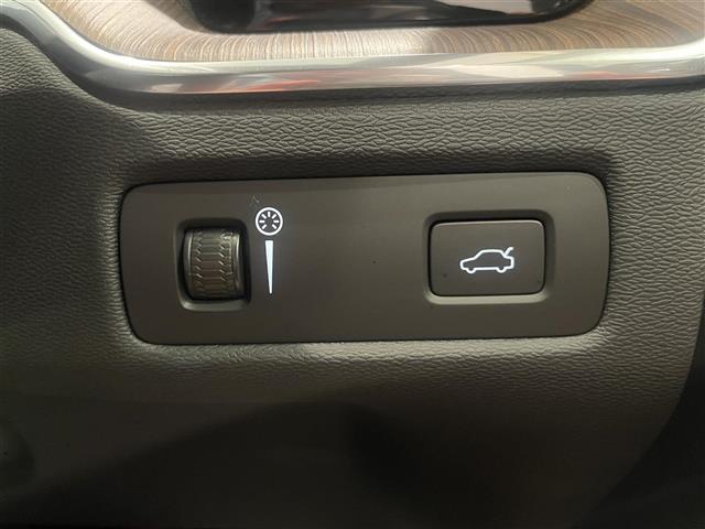 Volvo XC60 11