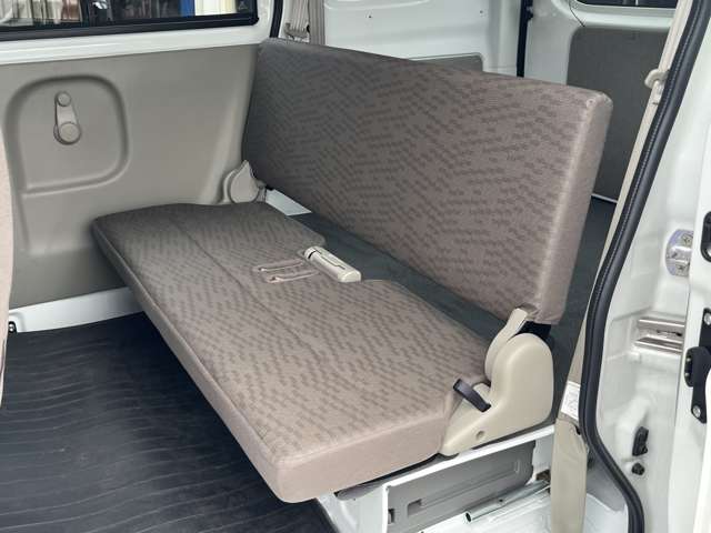 Nissan NV100 Clipper 10