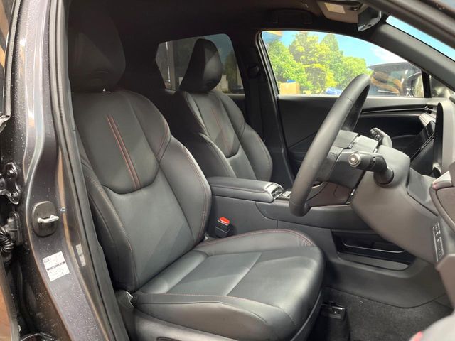 Lexus LBX 8