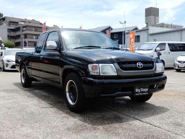 Toyota Hilux 6