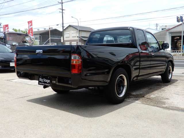 Toyota Hilux 10