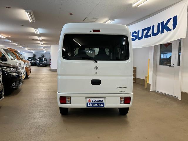 Suzuki Every 6