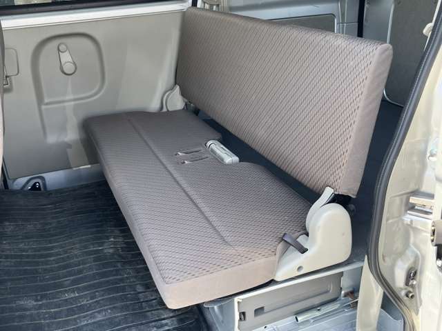 Nissan NV100 Clipper 10