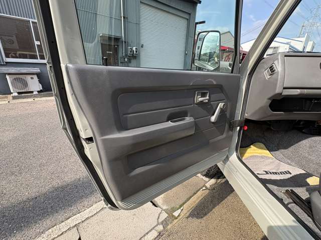 Suzuki Jimny 10