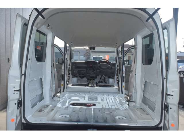 Suzuki Every 2