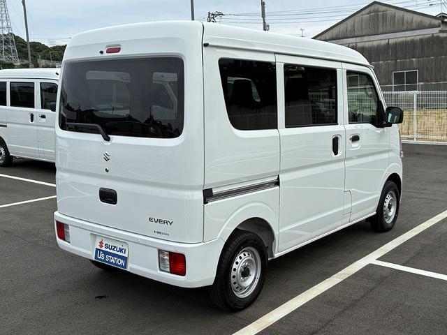 Suzuki Every 8