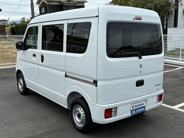Suzuki Every 5
