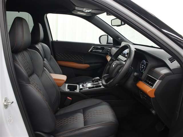 Mitsubishi Outlander 11