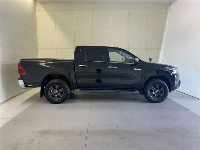 Toyota Hilux 7