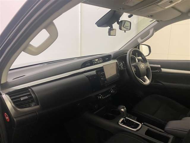 Toyota Hilux 9