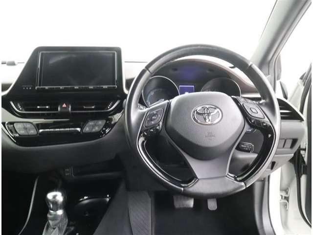 Toyota C-HR 12