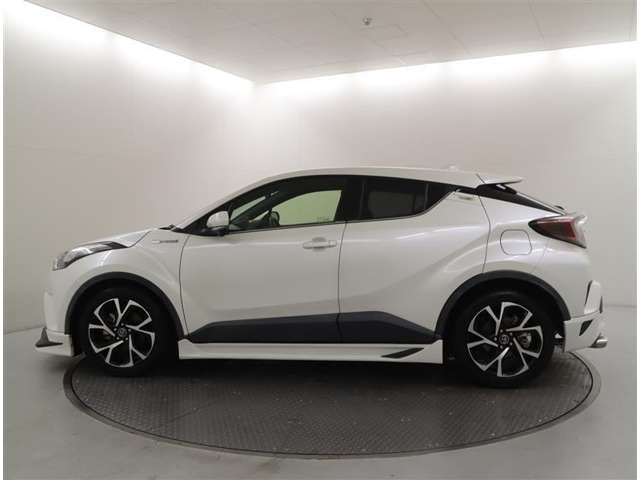Toyota C-HR 5
