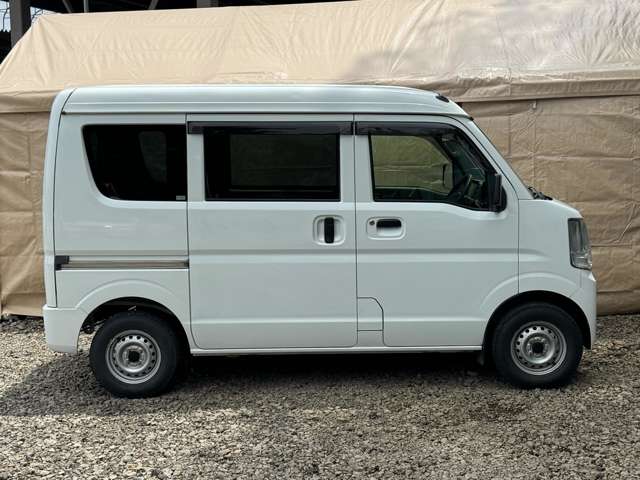 Nissan NV100 Clipper 3