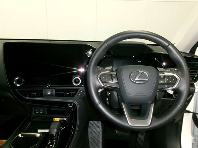 Lexus NX 7