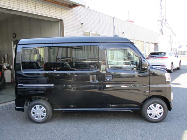 Daihatsu Atrai 6