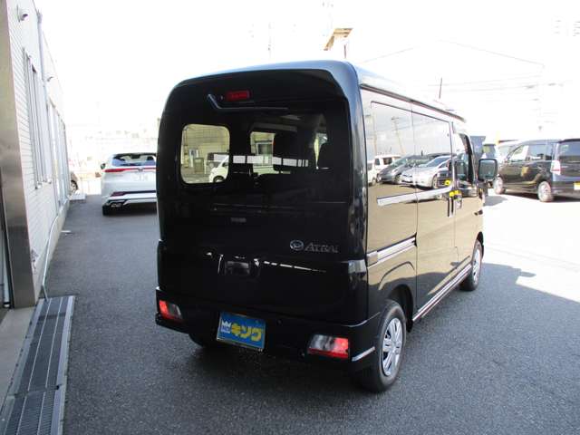 Daihatsu Atrai 7