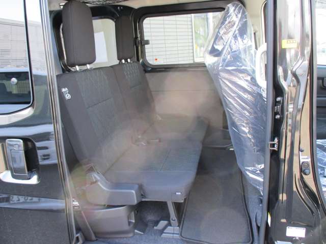 Daihatsu Atrai 10