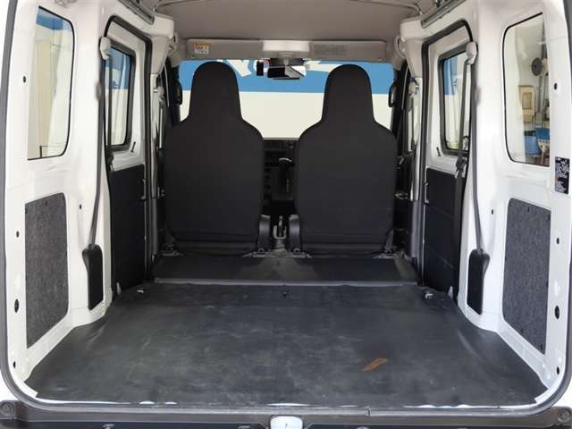 Toyota Pixis Van 11