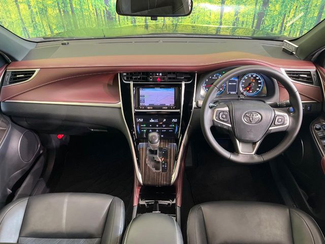 Toyota Harrier 2