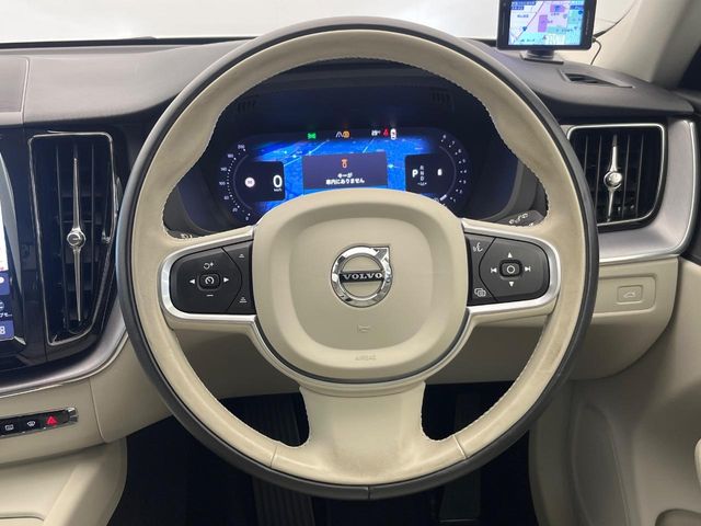 Volvo XC60 10