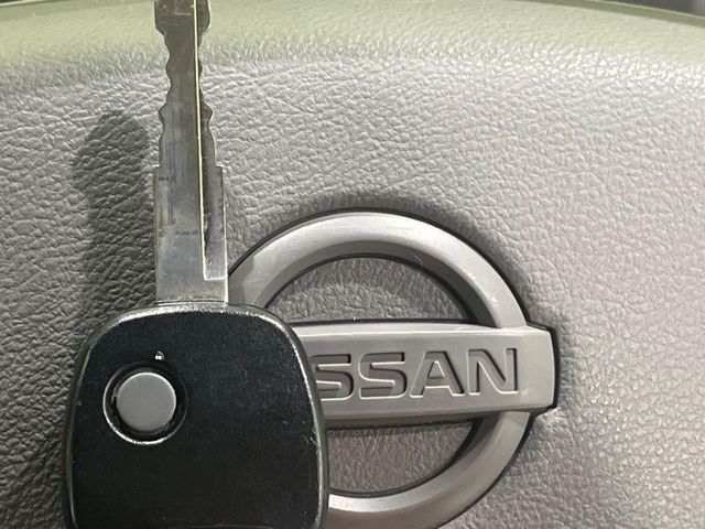 Nissan NV100 Clipper 8