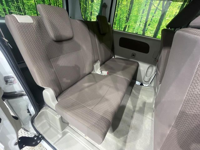 Nissan NV100 Clipper 10
