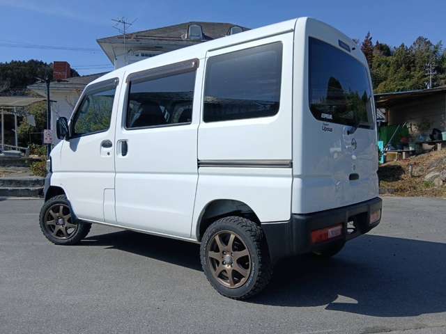 Nissan NV100 Clipper 9
