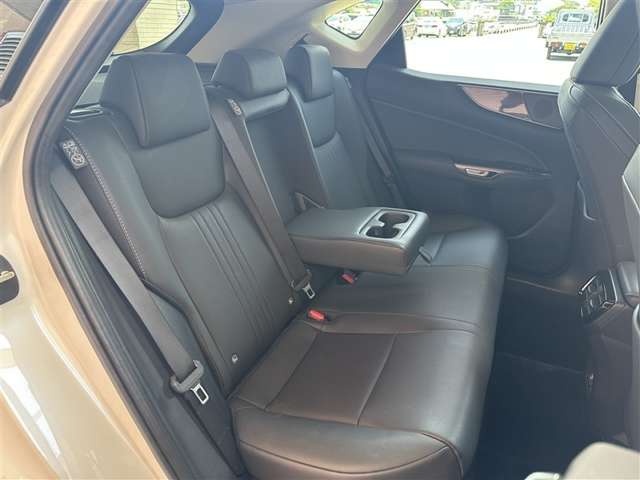 Lexus NX 8