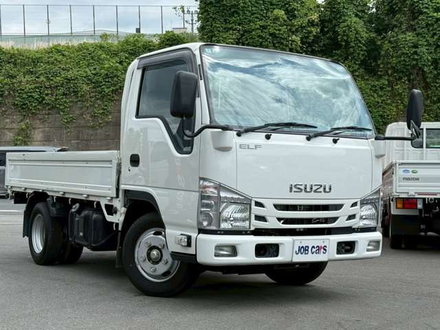 Isuzu Elf 3