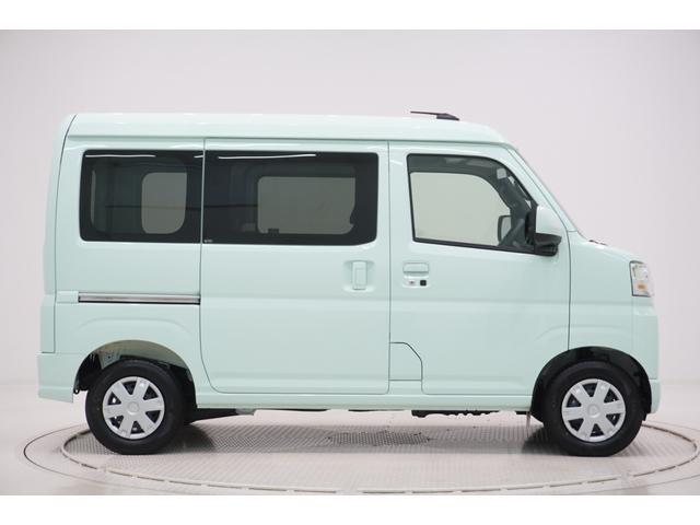 Daihatsu Hijet Cargo 6