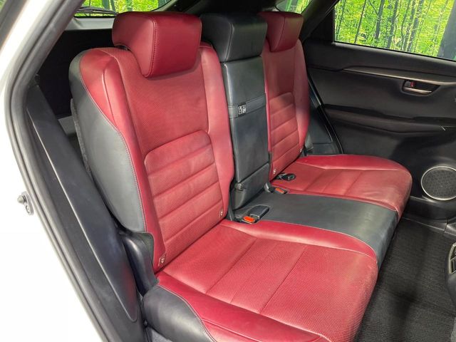 Lexus NX 9