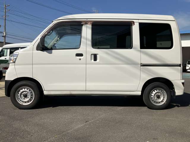 Daihatsu Hijet Cargo 7