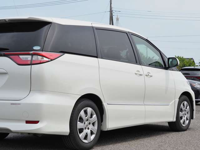 Toyota Estima 12