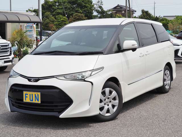 Toyota Estima 4