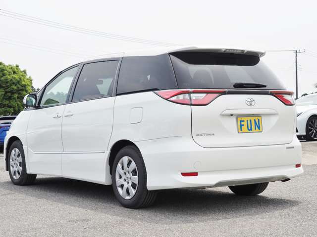 Toyota Estima 6