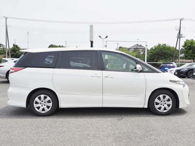 Toyota Estima 9