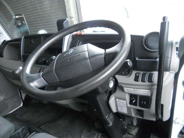 Mitsubishi Fuso Canter 11