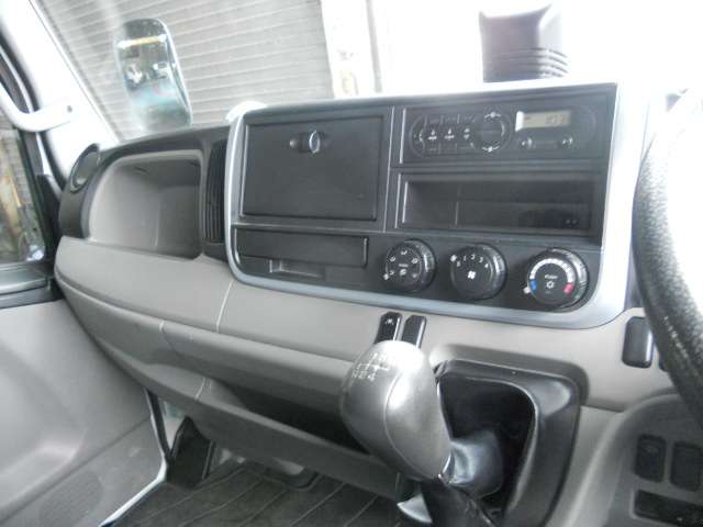 Mitsubishi Fuso Canter 12