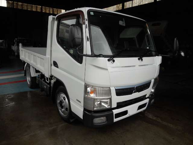 Mitsubishi Fuso Canter 2