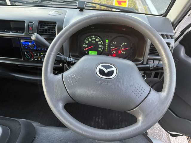 Mazda Bongo Truck 5